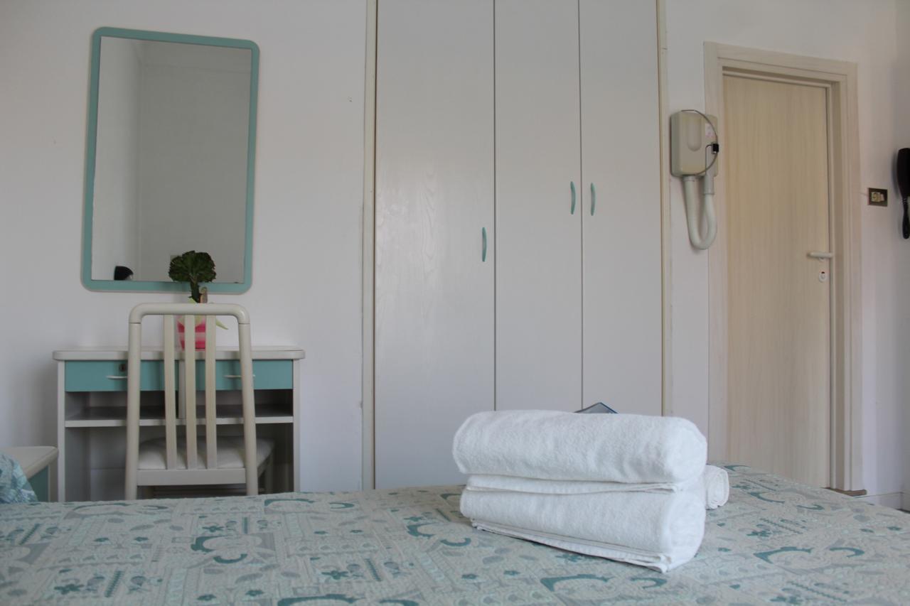 Hotel American Bellaria-Igea Marina Zimmer foto